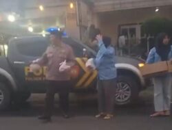 Yayasan GPBN Naungan Progib Jatim dan Polsek Purwodadi Bagikan Takjil di Bulan Ramadhan