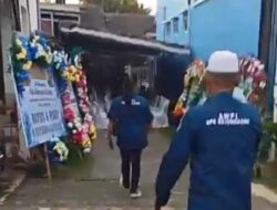 Ketua AWPI Bojonegoro dan anggota Takziah ke Rumah Duka Ayahanda Brigjen Pol Dekananto Eko Purwono