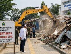 Trotoar yang Hilang Kini Direbut Kembali