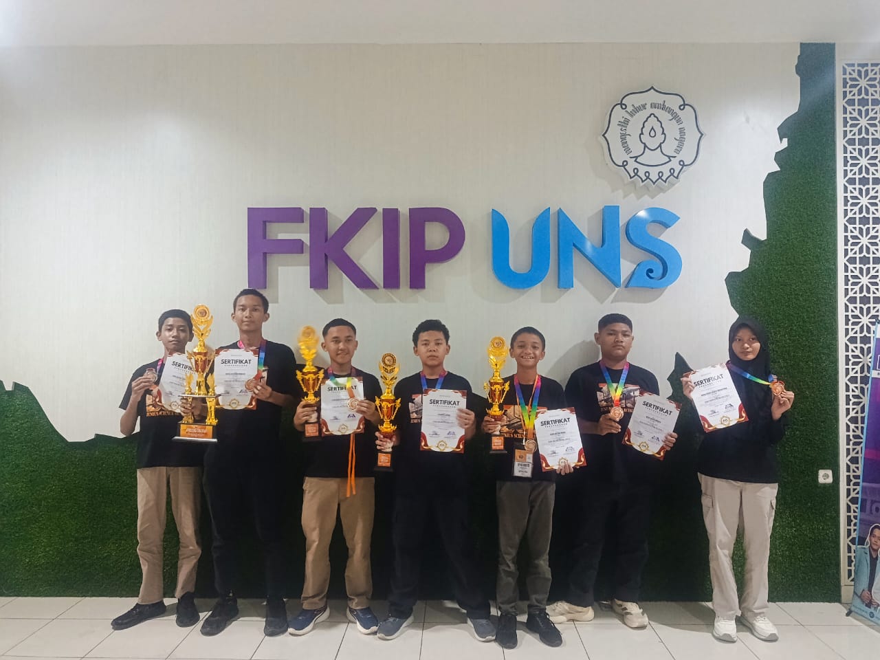 Tim IPA MTsN 1 Pati 1 Emas, 4 Perak, 1 Perunggu 