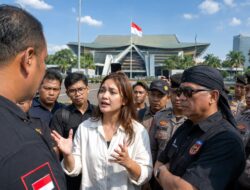 Benturan Ormas dan Wibawa Negara Hukum