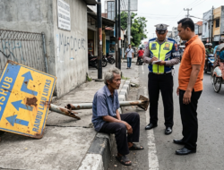 VIRAL! Kakek di Surabaya Nekat Gondol Aset Dishub, Sempat Kabur ke Lamongan Sebelum Diciduk Tim Satreskrim