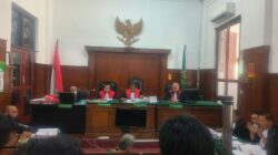 NENEK ELINA BERIKAN MAAF KEPADA TERDAKWA YASIN DAN SUGENG, SIDANG BERLANGSUNG PENUH KEHANGATAN