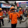 Dalam Dua Hari, Damkar Bangkalan Evakuasi Dua Ular Piton Sepanjang 4 Meter dari Permukiman Warga