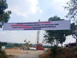 Belum Ada Sosialisasi, Warga Bangilan Pasang Spanduk Proyek Sumur Minyak Tawun