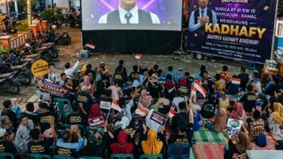 Warga Banyuajuh Kamal Gelar Nobar Dukung Kadhafy di DA8 Indosiar, Saatnya Bersinar!