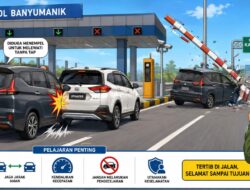 Gerbang Tol, Viral, Dan Pelajaran Keselamatan   Video pengejaran dua mobil dari Gerbang Tol Banyumanik hingga Kalikangkung sempat dibingkai sebagai tabrak lari. Namun, keterangan polisi dan pengelola tol menghadirkan cerita yang lebih rumit: dugaan upaya mengekor kendaraan untuk menghindari transaksi, benturan, pengejaran, lalu tabrakan palang. Peristiwa ini bukan sekadar tontonan viral, melainkan cermin tentang disiplin, keselamatan, hukum, dan bahaya menghakimi berdasarkan potongan video di ruang digital Indonesia.  SEMARANG — Ada sesuatu yang menarik dari video pendek yang beredar tentang insiden di Gerbang Tol Banyumanik. Dalam beberapa detik, publik melihat sebuah mobil mengejar mobil lainnya. Terdengar teriakan “tabrak lari”. Potongan gambar itu kemudian membentuk kesimpulan yang tampak sederhana: ada kendaraan menabrak, lalu melarikan diri.  Tetapi peristiwa di jalan raya hampir selalu lebih rumit daripada durasi sebuah video. Keterangan yang disampaikan PJR 1B Ipda Joko Siswanto menunjukkan bahwa kejadian tersebut bermula dari dugaan Mitsubishi Xpander berusaha melewati gerbang tol dengan berada terlalu dekat di belakang Toyota Rush. Ketika kendaraan di depan mengurangi kecepatan, Xpander kemudian bersenggolan dengan Rush.  Di sinilah jarak antara video dan fakta menjadi penting. Rekaman dapat memperlihatkan apa yang terjadi setelah sebuah benturan, tetapi belum tentu menjelaskan apa yang terjadi beberapa detik sebelumnya. Caption media sosial dapat menjadi pintu masuk informasi, tetapi tidak semestinya menjadi pengganti pemeriksaan fakta.  Narasi awal di media sosial memang menyebut dugaan kendaraan berusaha lolos dari transaksi dengan cara mengekor kendaraan di depannya. Namun, kata “dugaan” harus tetap dipertahankan. Tanpa pemeriksaan yang lebih lengkap, publik tidak seharusnya mengubah dugaan mengenai niat pengemudi menjadi kepastian mengenai motifnya.  Jika dugaan tersebut benar, persoalannya bukan hanya soal beberapa detik yang dihemat di gerbang tol. Ada persoalan yang jauh lebih mendasar: kepatuhan terhadap mekanisme transaksi dan keselamatan pengguna jalan. Gerbang tol bukan sekadar tempat palang terbuka dan tertutup. Di sana terdapat kendaraan yang mengurangi kecepatan, petugas yang bekerja, perangkat transaksi, serta pengguna jalan lain yang membutuhkan ruang untuk bereaksi.  Mengekor kendaraan depan dalam jarak yang terlalu dekat juga bukan tindakan yang bebas risiko. Ketika kendaraan depan memperlambat laju karena petugas, antrean atau sistem transaksi, kendaraan di belakang membutuhkan jarak dan waktu untuk melakukan respons. Jika ruang tersebut hilang, benturan menjadi risiko yang jauh lebih besar.  Karena itu, dugaan menghindari transaksi harus dibaca dalam perspektif yang lebih luas. Pembayaran tol bukan semata soal nominal uang yang berpindah dari pengguna kepada pengelola. Kepatuhan terhadap sistem transaksi merupakan bagian dari tertib menggunakan fasilitas publik. Ketika mekanisme itu berusaha dilewati secara tidak semestinya, risiko yang muncul dapat menjalar ke persoalan keselamatan dan kerusakan fasilitas.  Namun, kehati-hatian juga diperlukan agar kritik tidak berubah menjadi penghakiman. Belum cukup bukti untuk menyimpulkan motif, karakter atau niat pengemudi hanya dari potongan video dan keterangan awal. Jurnalisme harus mampu membedakan tiga hal: apa yang terlihat, apa yang dikatakan narasumber, dan apa yang masih harus dibuktikan.  Persoalan “tabrak lari” juga tidak sesederhana istilah yang populer di media sosial. Secara hukum, Pasal 312 Undang Undang Nomor 22 Tahun 2009 tentang Lalu Lintas dan Angkutan Jalan mengatur kewajiban pengemudi yang terlibat kecelakaan untuk menghentikan kendaraan, memberikan pertolongan, dan melaporkan kecelakaan kepada kepolisian, kecuali terdapat alasan yang patut. Karena itu, label hukum terhadap sebuah kejadian tidak seharusnya ditentukan oleh caption atau komentar warganet.  Dalam perkara Banyumanik, polisi dan pengelola tol justru memberikan konteks yang perlu diperhatikan. Pengelola menyatakan tidak ada petugas yang menjadi korban dan tidak ada kendaraan lain yang terlibat selain dua kendaraan tersebut. Polisi juga menyebut insiden itu tidak menimbulkan korban.  Tidak adanya korban tentu merupakan kabar baik. Tetapi nihilnya korban tidak berarti persoalan keselamatan dapat diabaikan. Sebuah peristiwa nyaris celaka tetap layak menjadi bahan evaluasi, terlebih jika rangkaiannya melibatkan kendaraan yang saling mengejar dan fasilitas tol yang akhirnya tertabrak.  Rangkaian setelah benturan juga patut menjadi perhatian. Pengemudi Rush disebut mengejar Xpander hingga Gerbang Tol Kalikangkung. Di sana, Xpander kembali menabrak palang sebelum bergerak ke arah barat.  Dorongan untuk mengejar kendaraan yang dianggap merugikan memang mudah dipahami secara emosional. Seseorang yang merasa kendaraannya ditabrak tentu menginginkan pertanggungjawaban. Namun, jalan tol bukan tempat yang ideal untuk menyelesaikan konflik secara spontan. Pengejaran dapat menciptakan risiko baru apabila berlangsung dengan manuver berbahaya atau kecepatan yang tidak terkendali.  Pilihan yang lebih aman adalah mengingat identitas kendaraan, mencatat nomor polisi, menyimpan rekaman, kemudian melaporkan kejadian kepada petugas atau kepolisian. Tujuan utamanya bukan memenangkan pengejaran, melainkan memastikan bukti tersedia dan keselamatan tetap terjaga.  Dari sisi pengelolaan jalan tol, insiden ini juga mengingatkan bahwa gerbang transaksi merupakan titik yang membutuhkan pengawasan dan prosedur keselamatan yang baik. Kendaraan yang mendekati gerbang mengalami perubahan kecepatan, sementara petugas berada di area yang berdekatan dengan arus kendaraan. Sistem transaksi, kamera pengawas, desain lajur, komunikasi petugas dan prosedur menghadapi pelanggaran menjadi bagian dari ekosistem keselamatan.  Badan Pengatur Jalan Tol menempatkan keselamatan sebagai salah satu aspek dalam Standar Pelayanan Minimal jalan tol. Artinya, keselamatan tidak semestinya dipahami hanya sebagai tanggung jawab pengemudi. Pengguna jalan memiliki kewajiban berperilaku tertib, sedangkan penyelenggara jalan tol juga memiliki tanggung jawab menyediakan layanan dan sistem yang memenuhi standar.  Di titik ini, insiden Banyumanik dapat dibaca sebagai pertemuan antara tanggung jawab individu dan tanggung jawab sistem. Pengemudi harus menaati aturan transaksi serta menjaga jarak aman. Petugas harus menjalankan prosedur. Pengelola harus memastikan sistem keselamatan bekerja. Dan ketika terjadi insiden, penanganannya harus diarahkan pada pencegahan risiko lanjutan.  Ada pelajaran lain yang tidak kalah penting: cara masyarakat mengonsumsi informasi. Video pendek sangat kuat membangun emosi karena gambar bekerja lebih cepat daripada penjelasan. Satu adegan pengejaran dapat membuat publik merasa sudah memahami seluruh cerita, padahal bagian awal yang menentukan justru mungkin tidak terlihat.  Di sinilah media sosial berbeda dengan kerja jurnalistik. Media sosial dapat menyebarkan dugaan dalam hitungan menit. Jurnalisme harus menguji dugaan itu dengan pertanyaan yang lebih lambat tetapi lebih penting: siapa yang mengatakan, kapan terjadi, apa bukti pendukungnya, apakah ada pihak lain yang memberikan keterangan, dan bagian mana yang masih belum diketahui.  Kewajiban media bukan membela pengemudi Xpander, Rush, petugas tol atau pihak pengelola. Kewajiban media adalah menjaga agar fakta tidak kalah oleh kesimpulan yang terlalu cepat. Karena itu, istilah “tabrak lari” harus ditempatkan sebagai bagian dari narasi awal apabila memang berasal dari unggahan atau saksi, bukan sebagai putusan sebelum proses pemeriksaan selesai.  Begitu pula dengan dugaan mengekor untuk menghindari transaksi. Jika nantinya terbukti, persoalan itu harus diberitakan secara tegas sesuai fakta dan ketentuan yang berlaku. Jika tidak terbukti, media juga berkewajiban mengoreksi kesan yang telanjur terbentuk.  Kasus ini pada akhirnya bukan sekadar tentang palang tol yang tertabrak. Ia memperlihatkan betapa cepat sebuah keputusan di gerbang transaksi dapat berkembang menjadi benturan, pengejaran dan kerusakan fasilitas. Ia juga memperlihatkan betapa cepat potongan video dapat berkembang menjadi vonis sosial.  Untungnya, tidak ada korban dalam peristiwa tersebut. Tetapi keselamatan tidak boleh bergantung pada keberuntungan. Jalan tol dibangun untuk mempercepat perjalanan, bukan mempercepat konflik. Gerbang transaksi dibuat agar perjalanan berlangsung tertib, bukan menjadi arena adu keberanian.  Karena itu, pelajaran paling penting dari Banyumanik mungkin justru sederhana: beberapa detik tidak sebanding dengan risiko kecelakaan. Membayar sesuai mekanisme, menjaga jarak, tidak mengambil tindakan berbahaya setelah terjadi senggolan, serta menyerahkan penanganan kepada petugas merupakan pilihan yang jauh lebih masuk akal.  Dan bagi publik, ada satu disiplin tambahan yang sama pentingnya: jangan menjadikan video berdurasi beberapa detik sebagai seluruh kebenaran. Dalam perkara yang masih membutuhkan pemeriksaan, kehati hatian bukan berarti membela siapa pun. Kehati hatian adalah cara paling sederhana untuk memastikan bahwa fakta tetap memiliki kesempatan berbicara.