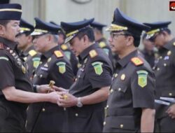 Tekankan Jaga Integritas, Kajagung Lantik 15 Kajati dan Puluhan Pejabat Eselon II