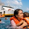 Pelukan Salmi Dan Pertaruhan Keselamatan Di Laut