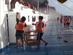 TRAGEDI DI TENGAH LAUT: KMP MUTIARA SANTOSA 2 LAHAP SI JAGO MERAH DI PERAIRAN UTARA SUMENEP, RATUSAN PENUMPANG PANIK SELAMATKAN DIRI